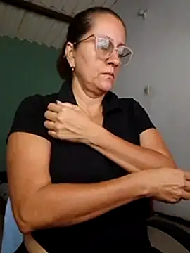 Snapshot of deisy_summers47x chatting on October 2025 12:01:02 PM deisy summers47x online show from October 2025 12:01:02 PM