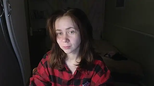 Snapshot of Riley_Roo chatting on November 2025 07:35:02 PM Riley Roo online show from November 2025 07:35:02 PM