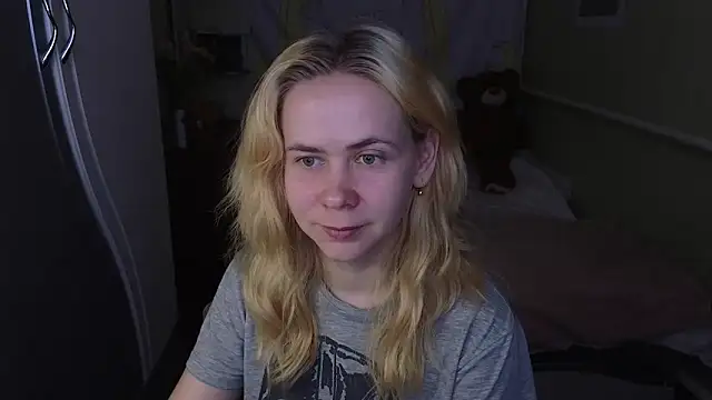 Snapshot of Riley_Roo chatting on March 2026 08:30:01 AM Riley Roo online show from March 2026 08:30:01 AM