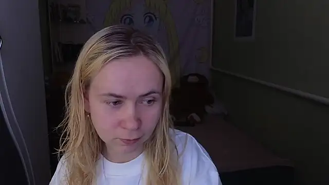 Snapshot of Riley_Roo chatting on March 2026 09:04:02 AM Riley Roo online show from March 2026 09:04:02 AM