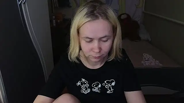 Snapshot of Riley_Roo chatting on March 2026 08:20:02 AM Riley Roo online show from March 2026 08:20:02 AM