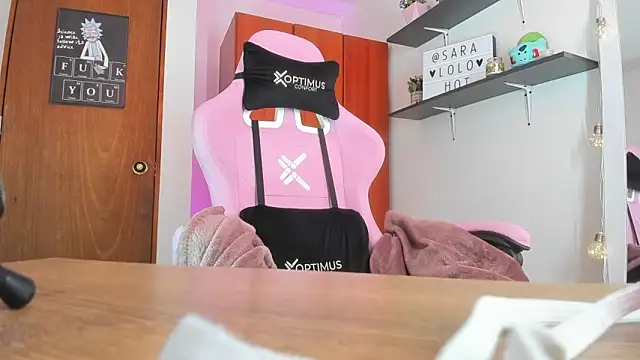 Snapshot of saralolo420 chatting on February 2025 09:14:01 PM saralolo420 online show from February 2025 09:14:01 PM