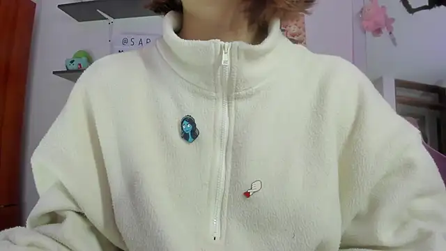 saralolo420 online show from November 2025 01:37:01 AM