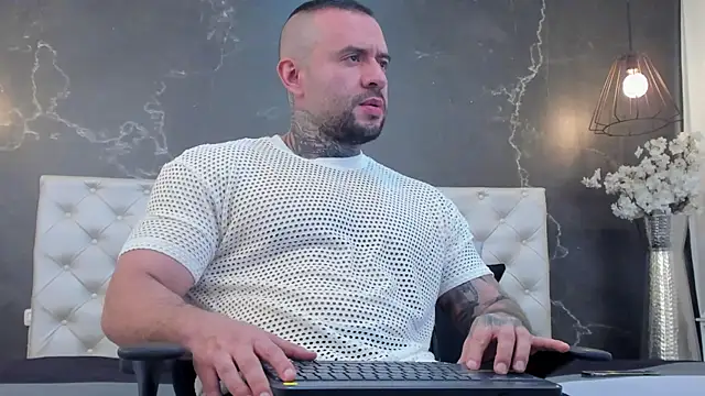 BruceDallas online show from February 2025 01:36:01 AM