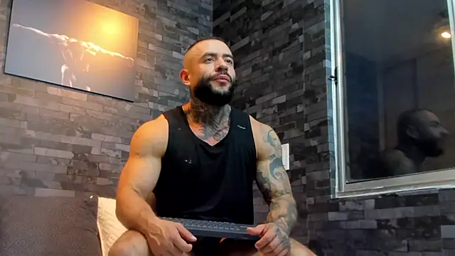 BruceDallas online show from October 2025 11:13:01 PM