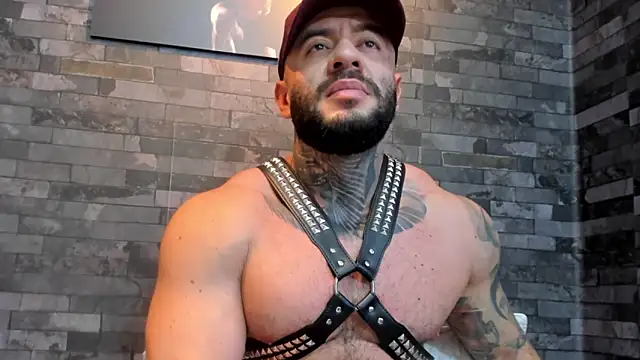 BruceDallas online show from May 2026 10:44:02 PM