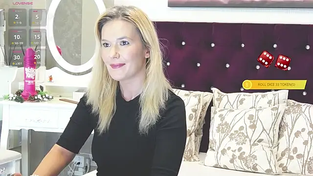Snapshot of LilyFord chatting on June 2026 07:25:02 PM LilyFord online show from June 2026 07:25:02 PM