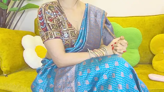 Snapshot of Monalisadon018 chatting on March 2026 03:29:02 PM Monalisadon018 online show from March 2026 03:29:02 PM