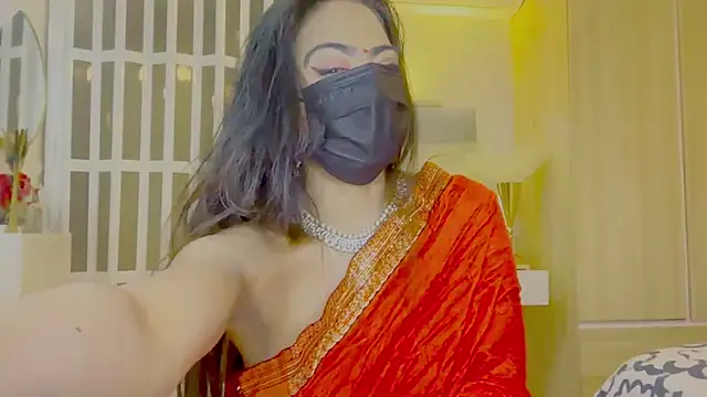 Snapshot of Monalisadon018 chatting on April 2026 10:36:01 PM Monalisadon018 online show from April 2026 10:36:01 PM