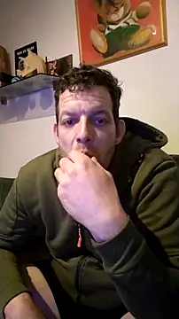 Knuffelstaaf123 online show from January 2025 11:33:01 PM