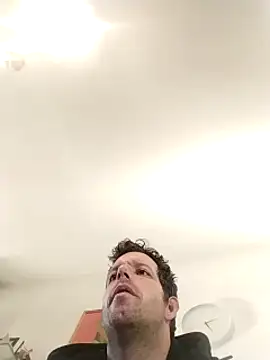 Knuffelstaaf123 online show from February 2025 11:22:02 AM