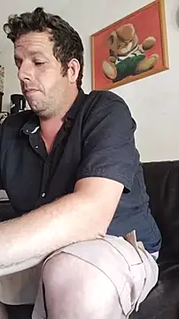 Knuffelstaaf123 online show from July 2026 03:27:01 PM