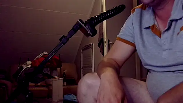 Knuffelstaaf123 online show from July 2026 08:29:02 PM