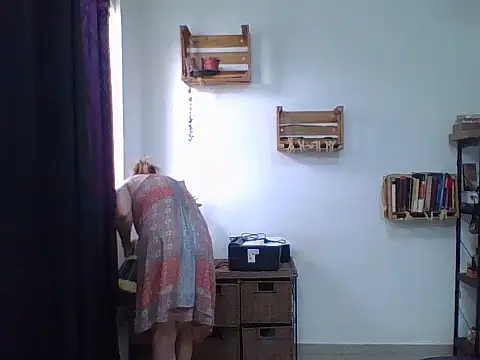 charlott ponce online show from December 2025 06:34:02 PM