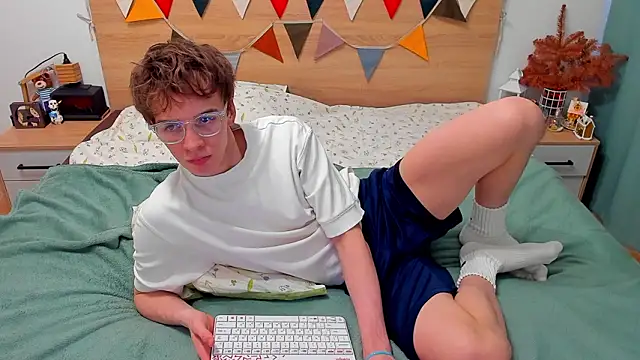 Fandi 777 online show from February 2026 02:09:02 PM