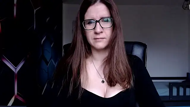 Snapshot of KayaRose chatting on December 2024 07:11:02 AM KayaRose online show from December 2024 07:11:02 AM