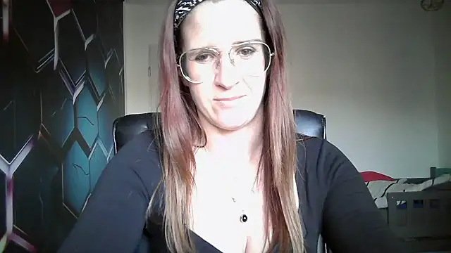 Snapshot of KayaRose chatting on October 2025 03:18:01 PM KayaRose online show from October 2025 03:18:01 PM