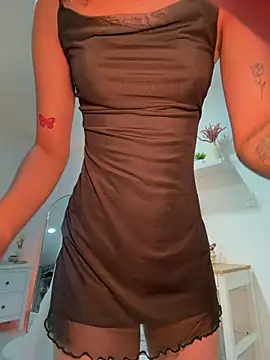 Lianh Benett online show from May 2026 05:38:02 AM
