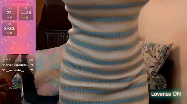 Snapshot of adore_khushbu chatting on December 2024 06:23:02 PM adore khushbu online show from December 2024 06:23:02 PM