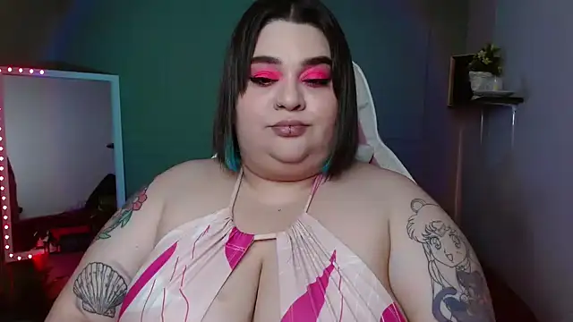 tiffany laurens online show from December 2024 08:11:02 AM