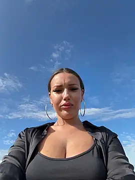 Syka0001 online show from February 2025 08:37:01 AM