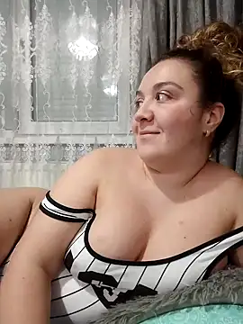 Snapshot of MikySWeet7 chatting on January 2025 05:12:01 AM MikySWeet7 online show from January 2025 05:12:01 AM