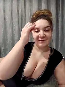 Snapshot of MikySWeet7 chatting on January 2025 09:39:01 PM MikySWeet7 online show from January 2025 09:39:01 PM