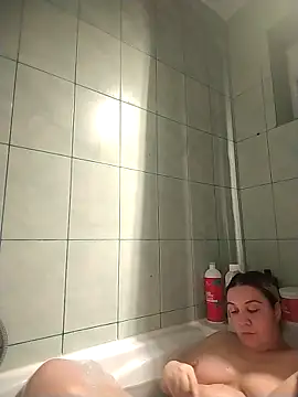 Snapshot of MikySWeet7 chatting on October 2025 09:15:01 PM MikySWeet7 online show from October 2025 09:15:01 PM