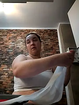 Snapshot of MikySWeet7 chatting on October 2025 09:24:02 PM MikySWeet7 online show from October 2025 09:24:02 PM