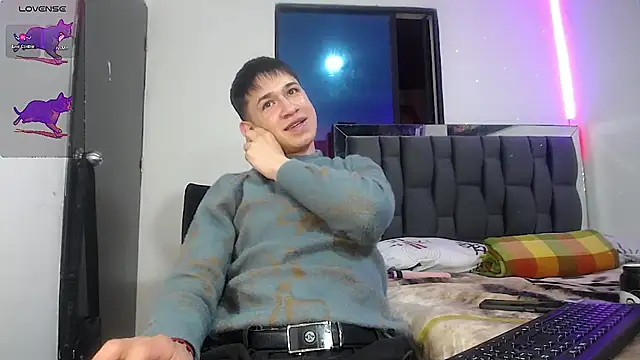 Mr daren  online show from February 2025 08:22:01 PM