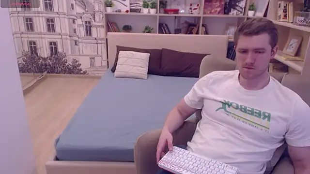 EthanPinkman online show from March 2025 06:24:02 AM