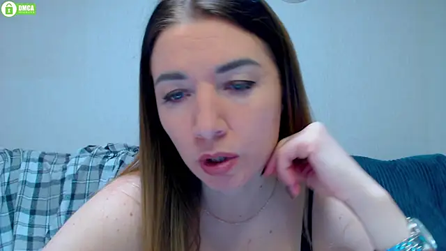 Snapshot of Sweet___Amelia chatting on November 2025 09:55:02 AM Sweet Amelia online show from November 2025 09:55:02 AM