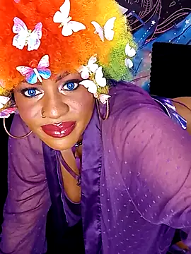 AmazonianMistress online show from May 2026 06:13:01 PM