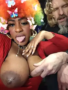 AmazonianMistress online show from May 2026 01:24:02 AM