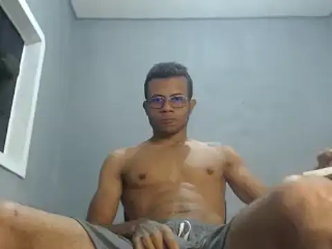 Snapshot of grandominantex1 chatting on January 2025 07:17:02 PM grandominantex1 online show from January 2025 07:17:02 PM