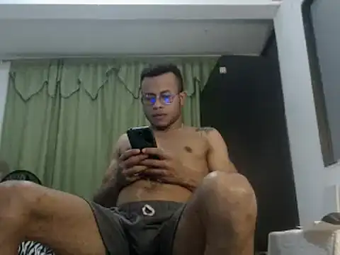 Snapshot of grandominantex1 chatting on February 2025 01:57:01 AM grandominantex1 online show from February 2025 01:57:01 AM