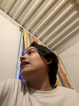 littlemelii online show from July 2026 09:31:02 PM