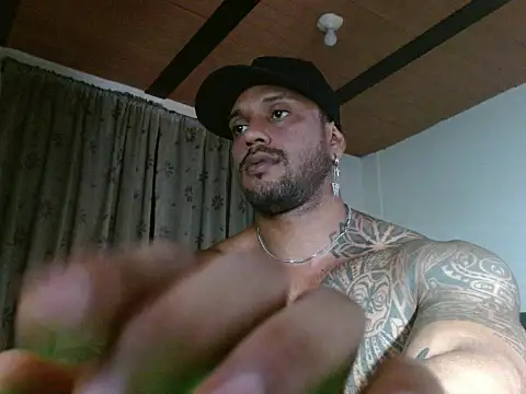 manolofitt online show from May 2026 06:39:01 PM