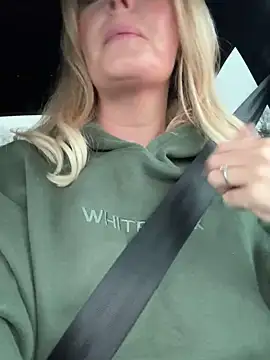 Snapshot of JodiSands chatting on December 2024 03:59:02 PM JodiSands online show from December 2024 03:59:02 PM