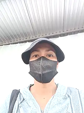 Snapshot of 2HotAsain4u chatting on December 2024 01:39:02 AM 2HotAsain4u online show from December 2024 01:39:02 AM