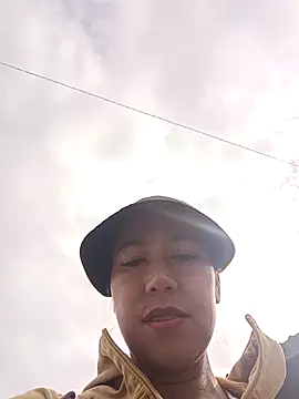 Snapshot of 2HotAsain4u chatting on September 2025 01:42:02 AM 2HotAsain4u online show from September 2025 01:42:02 AM