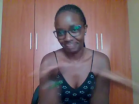 Snapshot of sexy_darleen23 chatting on June 2026 04:32:02 AM sexy darleen23 online show from June 2026 04:32:02 AM