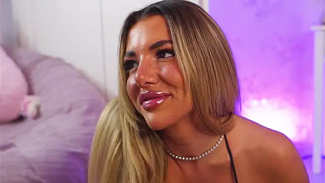 ClaraHazel online show from September 2025 01:20:02 AM