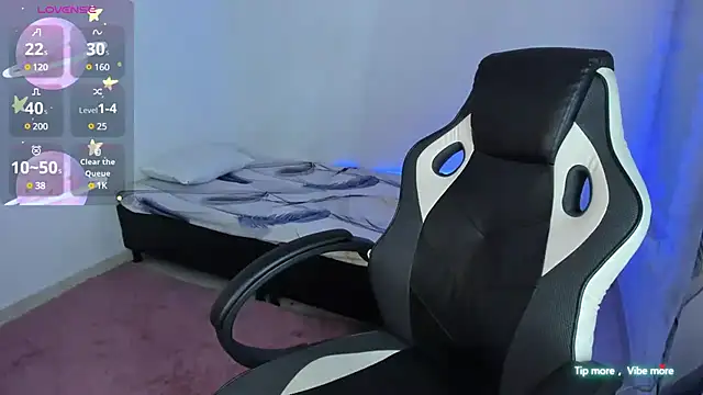 Riana Kean online show from February 2025 10:31:02 PM