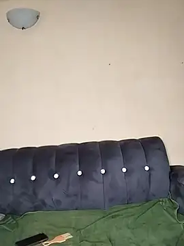 Winnie - online show from February 2025 08:54:02 AM