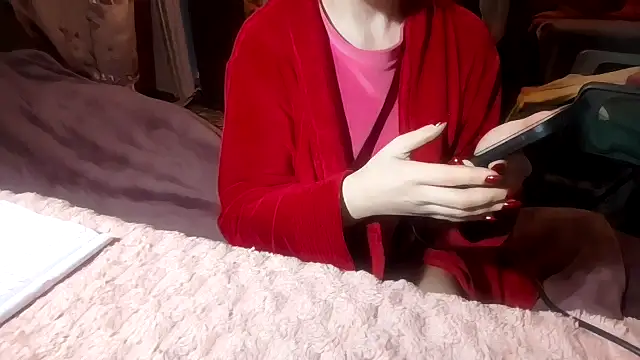 Snapshot of _Kitti_ chatting on February 2026 03:31:01 PM Kitti online show from February 2026 03:31:01 PM