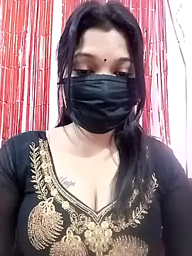 Snapshot of Beauty-khan chatting on February 2025 06:45:01 PM Beauty-khan online show from February 2025 06:45:01 PM