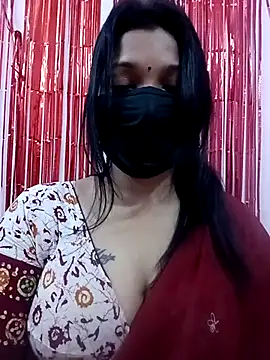 Snapshot of Beauty-khan chatting on February 2025 10:20:02 PM Beauty-khan online show from February 2025 10:20:02 PM