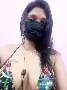 Snapshot of Beauty-khan chatting on March 2025 01:04:02 PM Beauty-khan online show from March 2025 01:04:02 PM