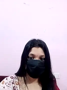 Snapshot of Beauty-khan chatting on March 2025 08:18:02 PM Beauty-khan online show from March 2025 08:18:02 PM